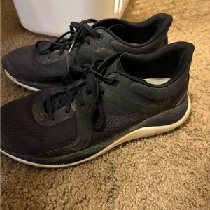 lululemon training shoes